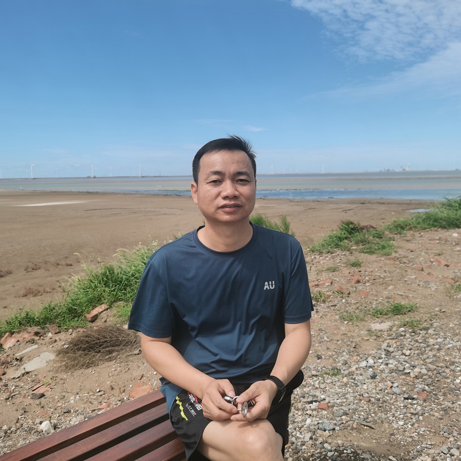 2022年度尊龙凯时医药金穗斗争者——钟志军